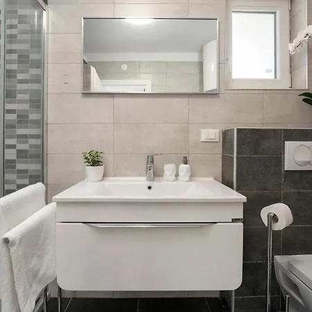 Vala Premium With Whirlpool