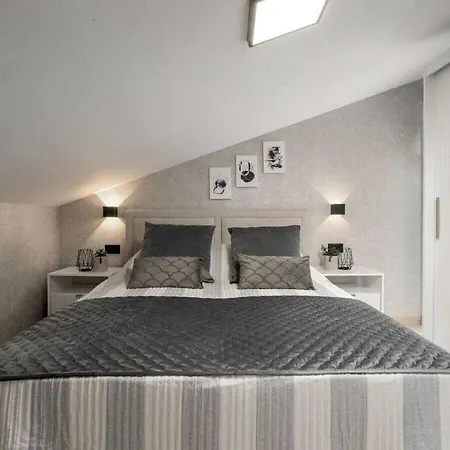 Vala Premium With Whirlpool Vrsar