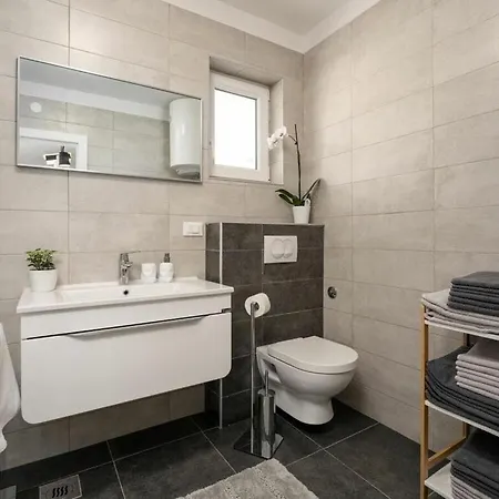 Vala Premium With Whirlpool Ferienhaus *